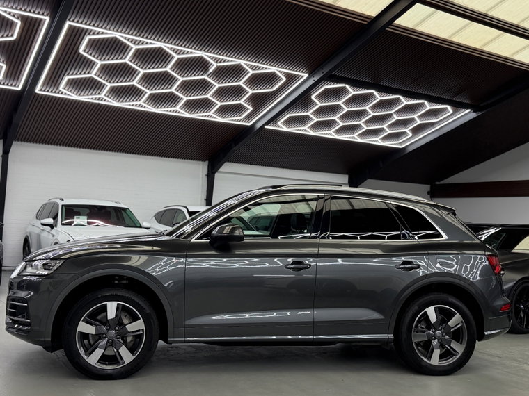 Vehicle Image 20