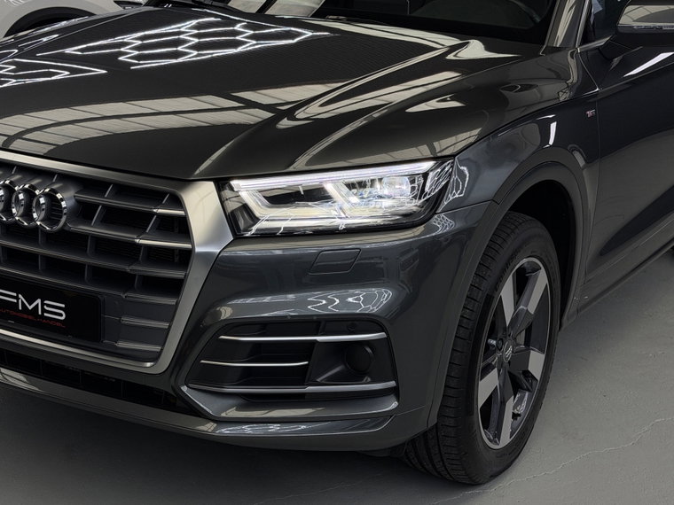 Vehicle Image 30