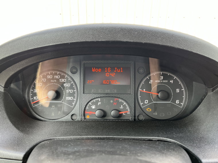 Vehicle Image 40