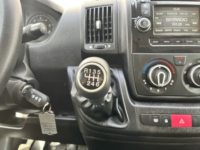 Vehicle Image 41