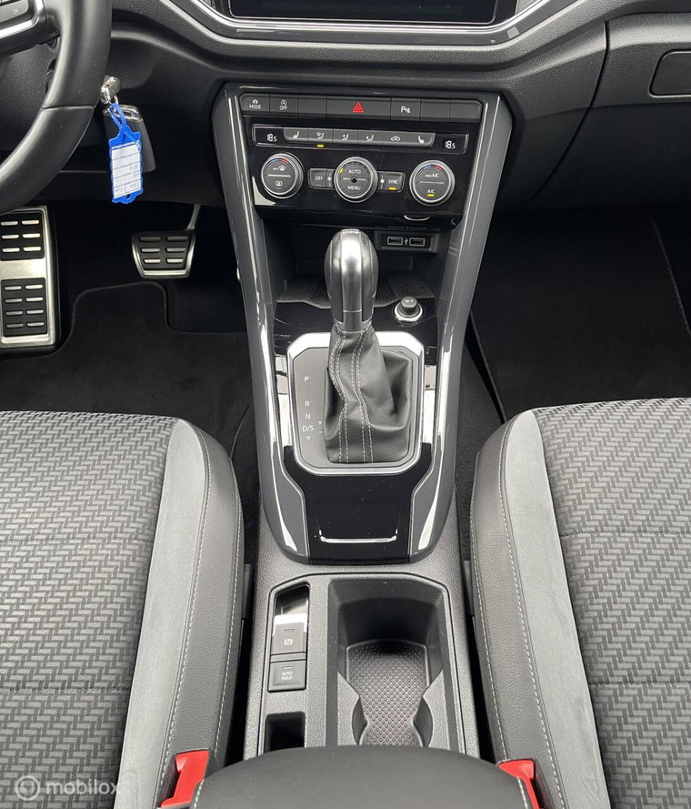 Vehicle Image 40