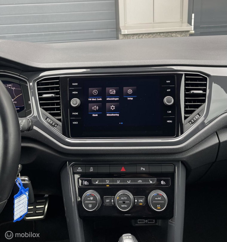 Vehicle Image 45