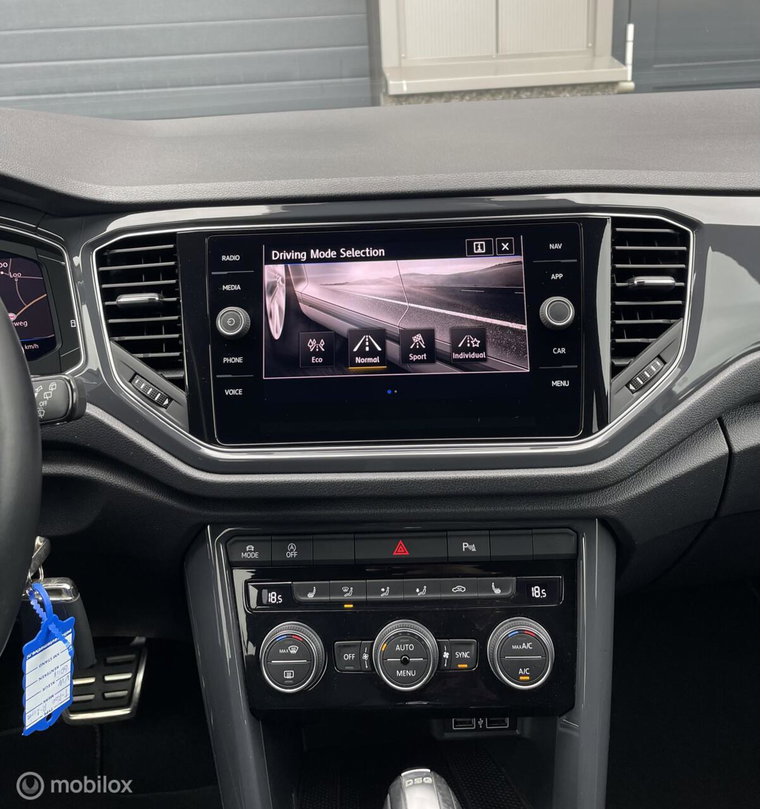 Vehicle Image 50