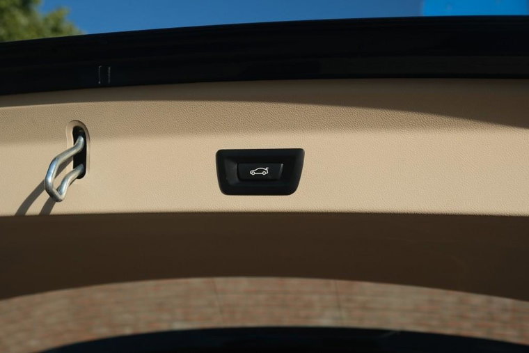 Vehicle Image 39