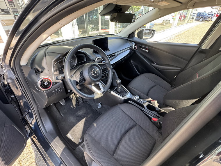 Vehicle Image 22
