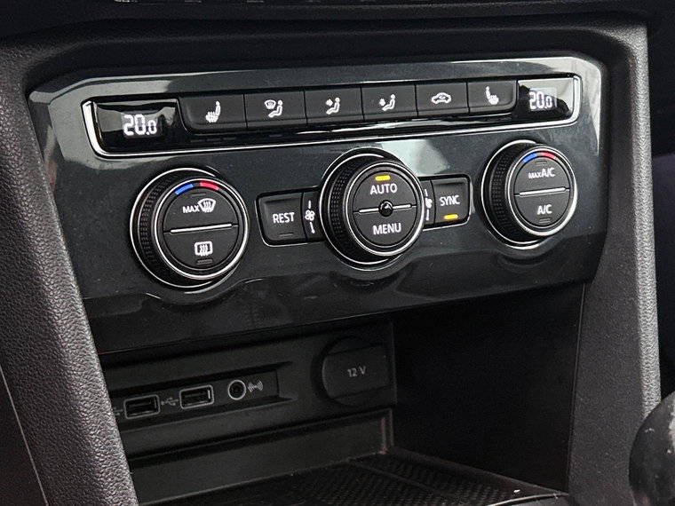 Vehicle Image 37