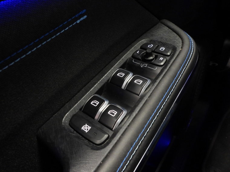 Vehicle Image 24