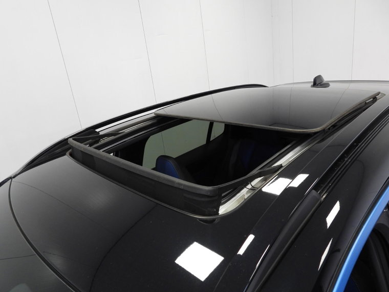 Vehicle Image 40