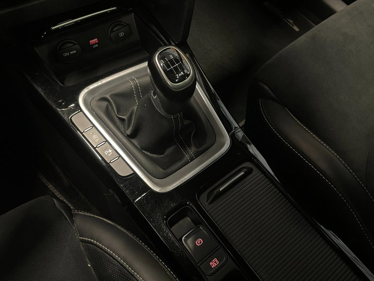 Vehicle Image 45
