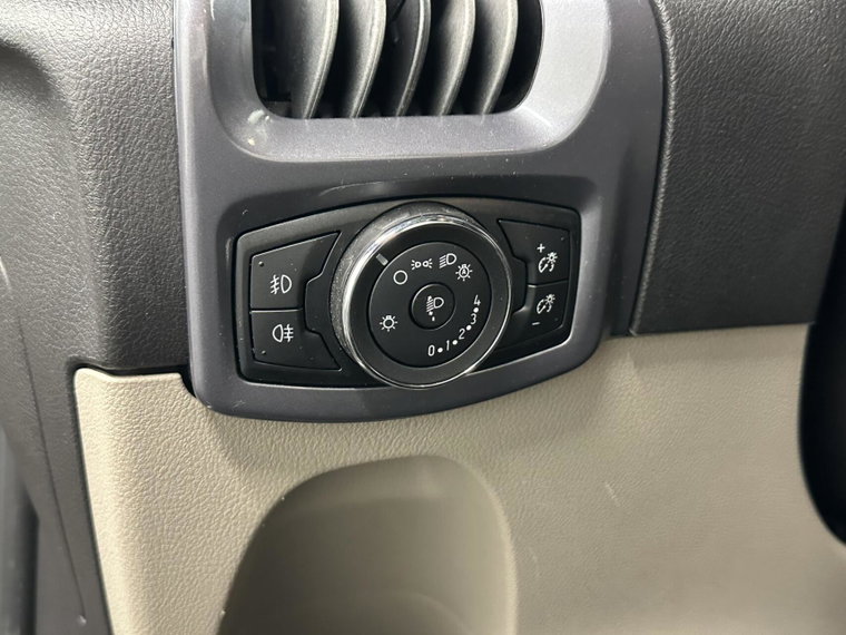 Vehicle Image 24