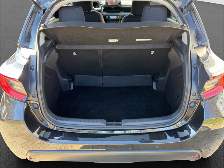 Vehicle Image 19