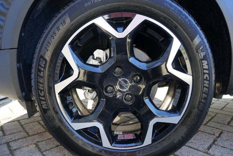 Vehicle Image 18