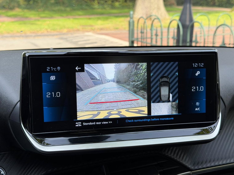 Vehicle Image 30