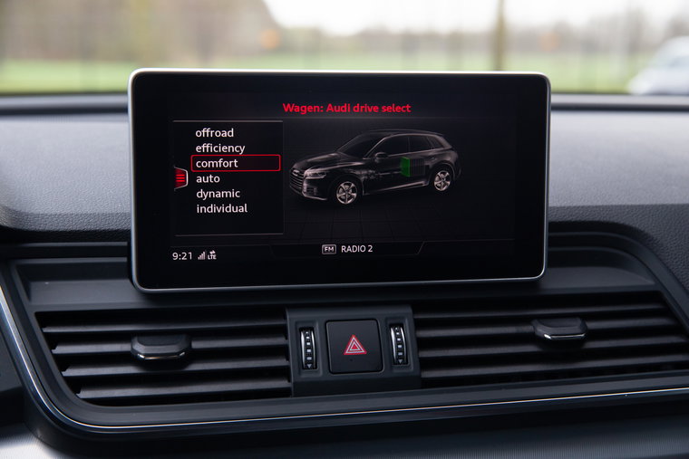 Vehicle Image 15