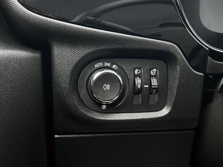 Vehicle Image 27