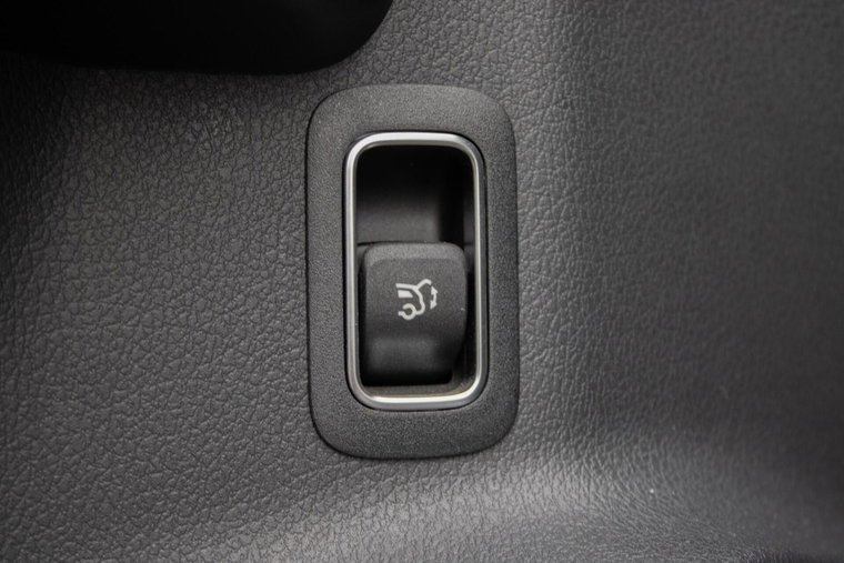 Vehicle Image 28