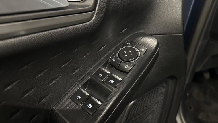 Vehicle Image 26