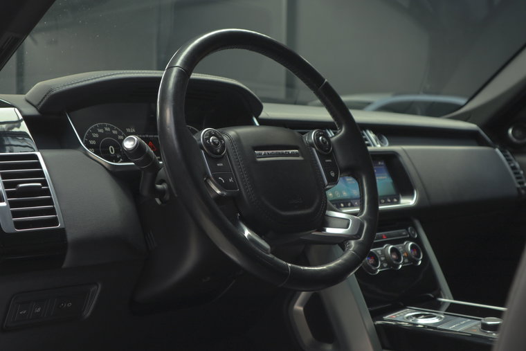 Vehicle Image 14