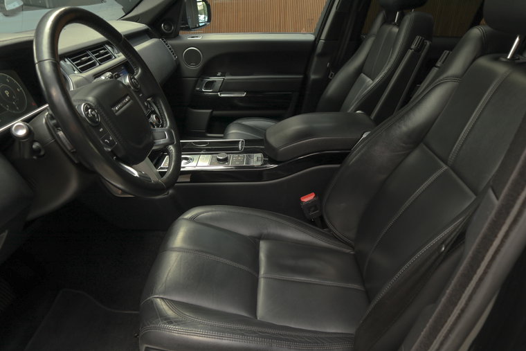Vehicle Image 18