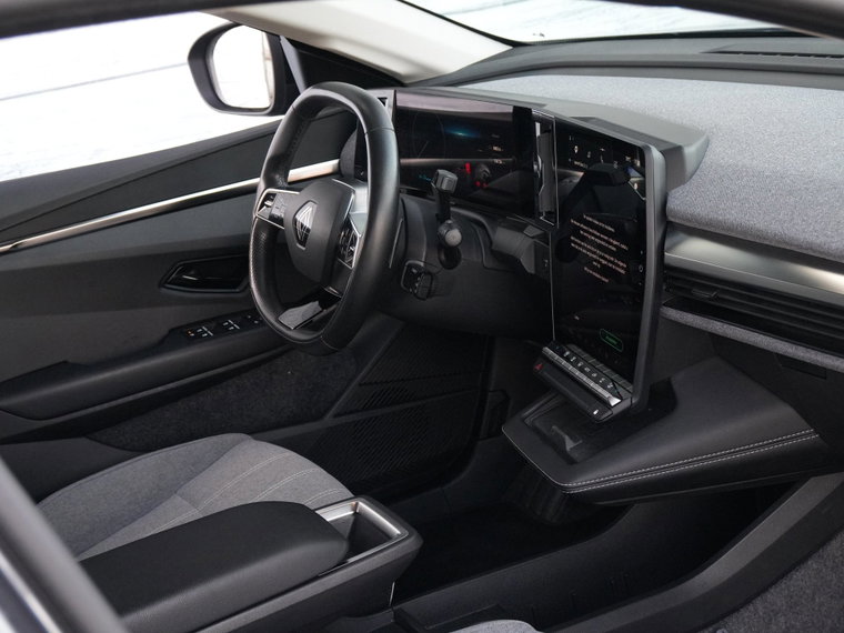 Vehicle Image 19