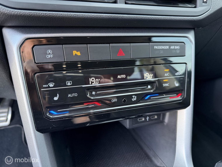 Vehicle Image 40