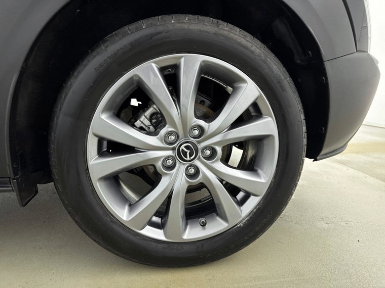Vehicle Image 30