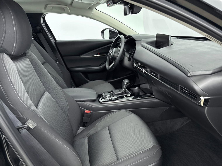 Vehicle Image 33