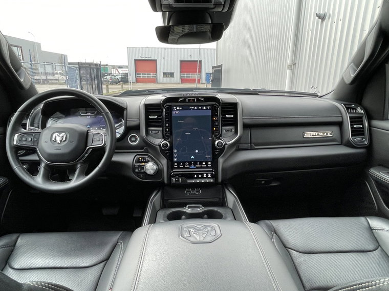Vehicle Image 39
