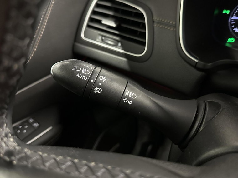 Vehicle Image 27