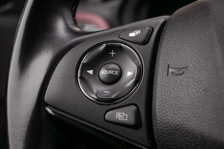 Vehicle Image 36