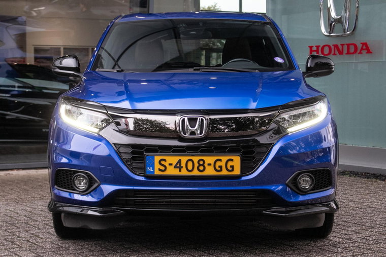 Vehicle Image 10