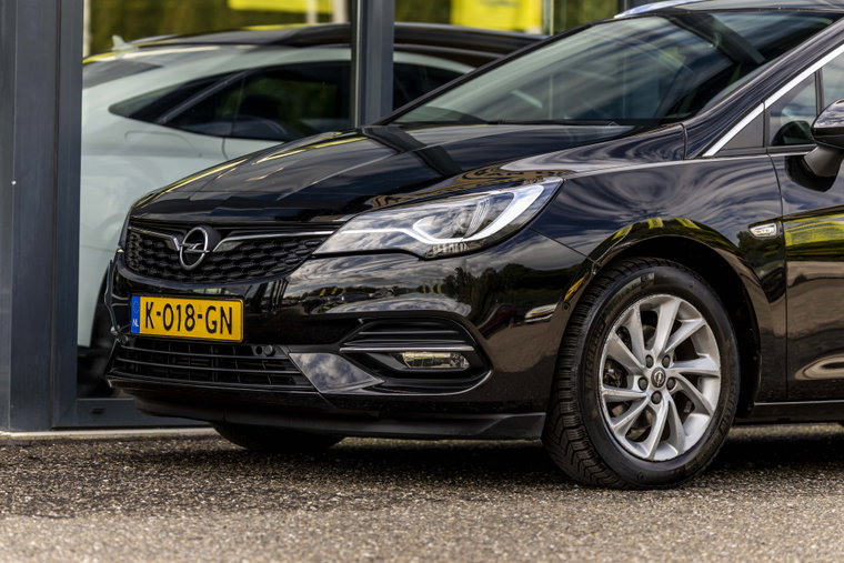Vehicle Image 15