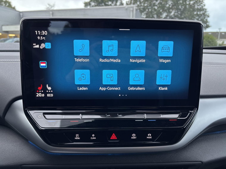 Vehicle Image 22