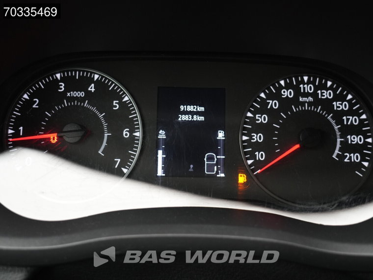 Vehicle Image 38