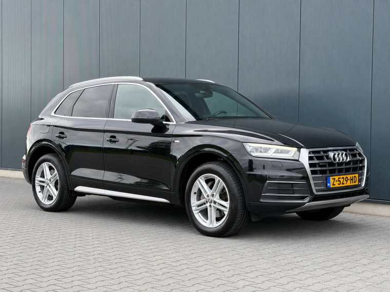 Vehicle Image 10