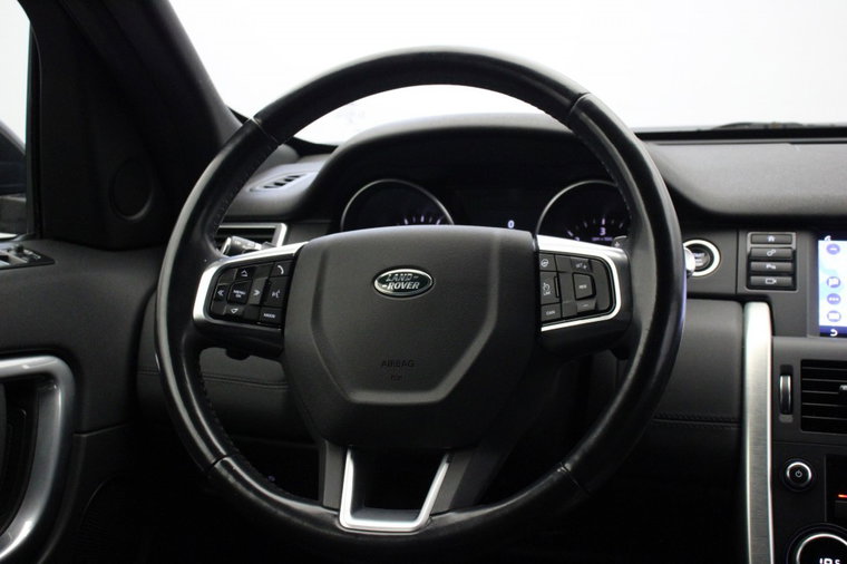Vehicle Image 19
