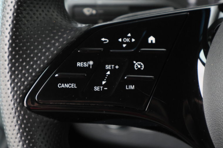 Vehicle Image 37