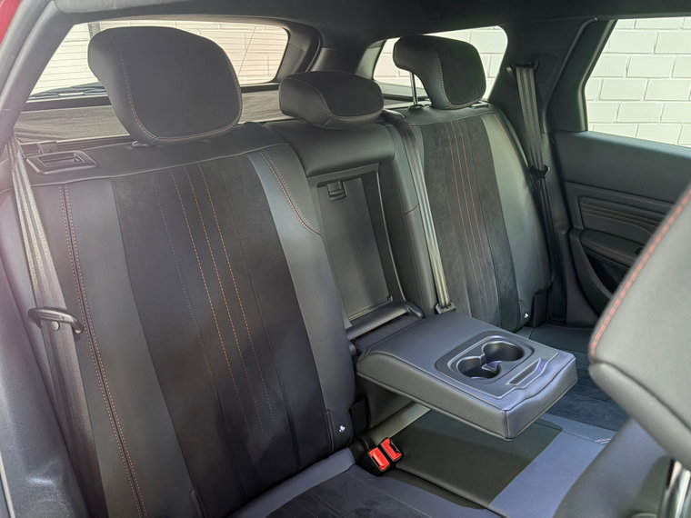 Vehicle Image 38