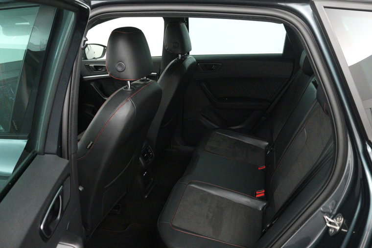 Vehicle Image 23