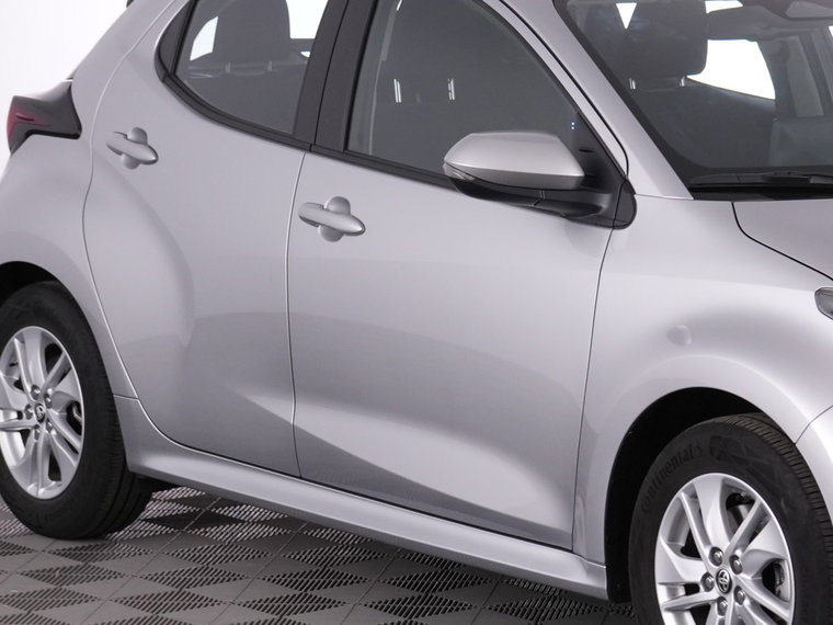 Vehicle Image 30
