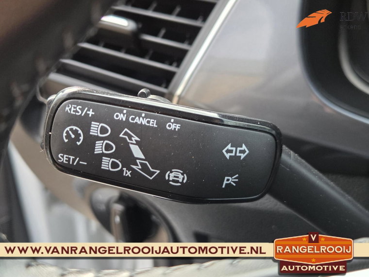 Vehicle Image 48