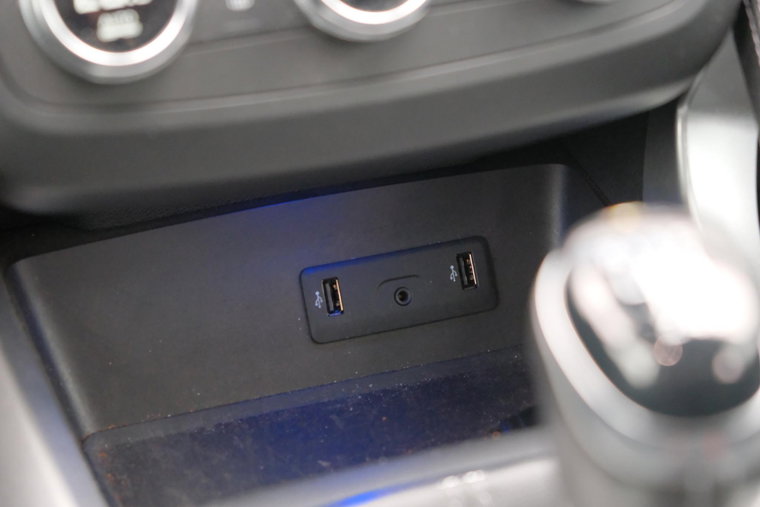 Vehicle Image 13