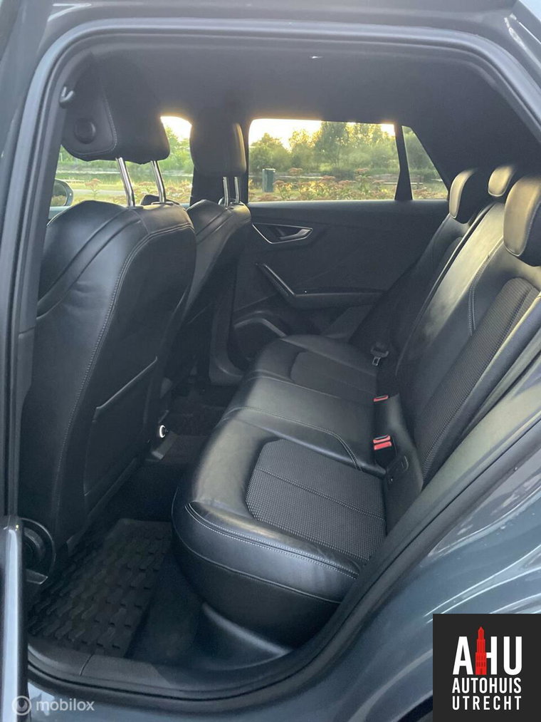 Vehicle Image 28