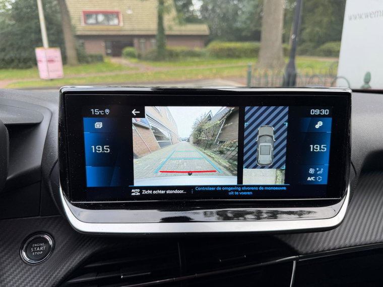 Vehicle Image 31