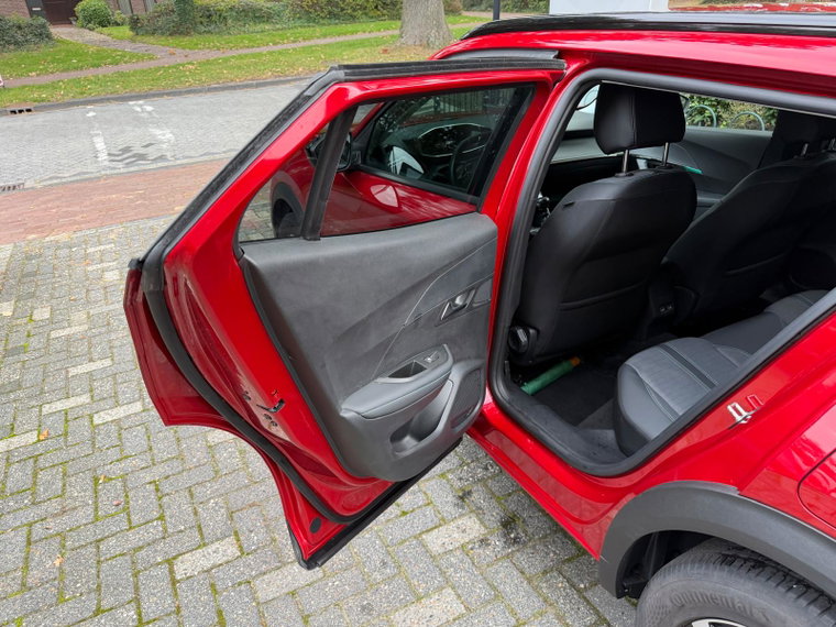 Vehicle Image 35
