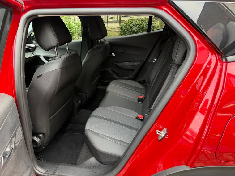 Vehicle Image 37