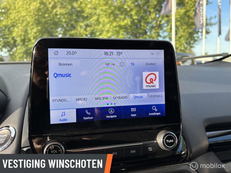 Vehicle Image 16