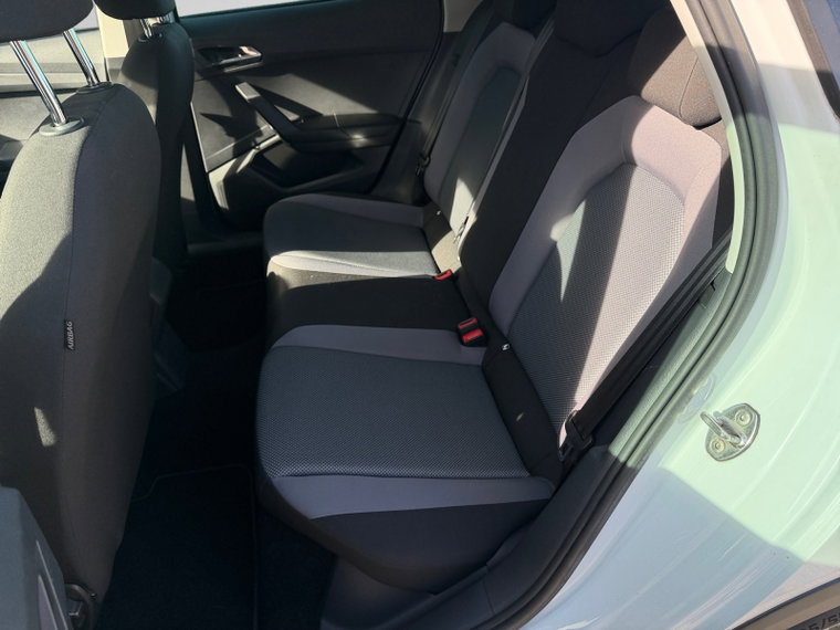 Vehicle Image 17