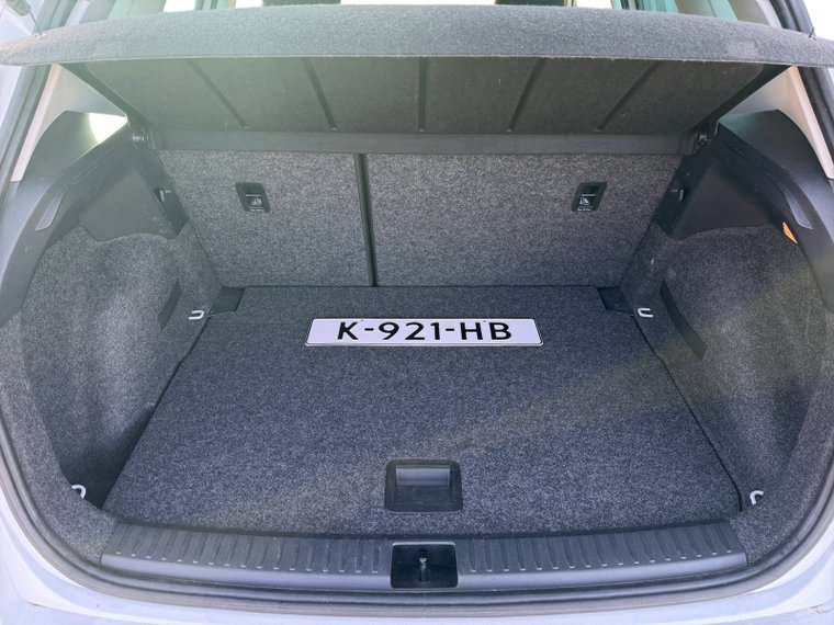 Vehicle Image 26
