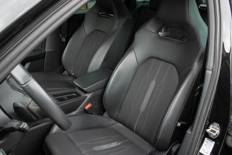 Vehicle Image 35